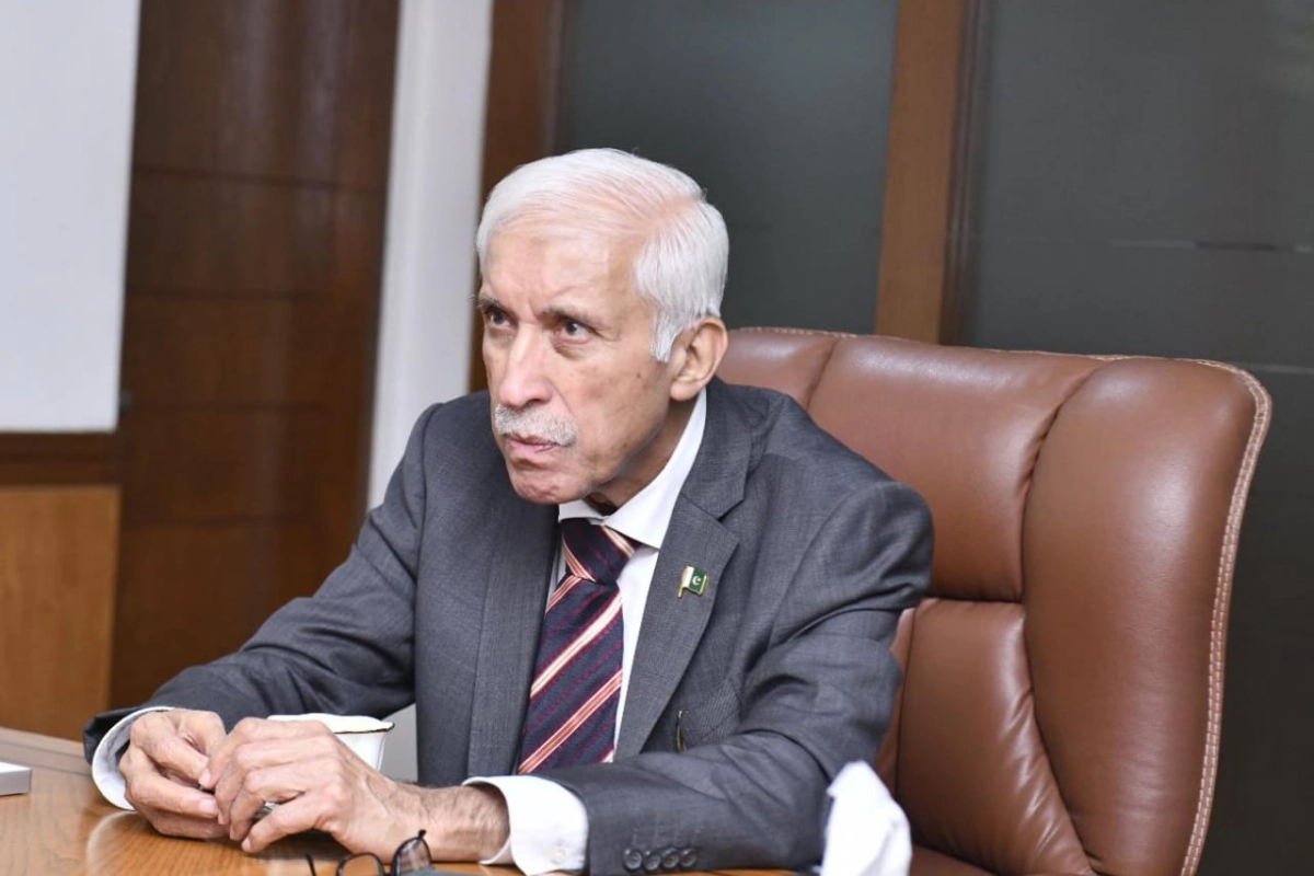 Investment Minister reaffirms government’s commitment to simplify business procedures and boost industrial growth