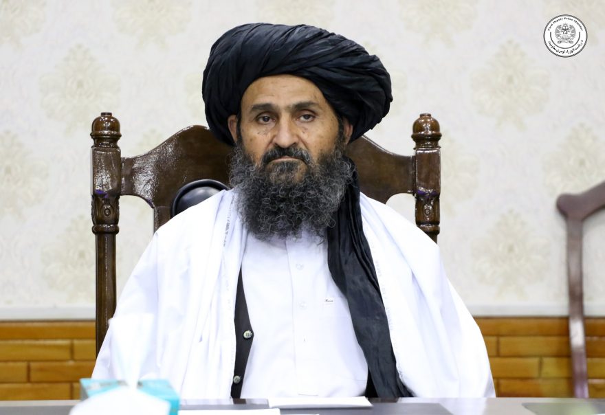 Afghanistan urges traders to find alternative trade routes, citing Pakistan’s border closures