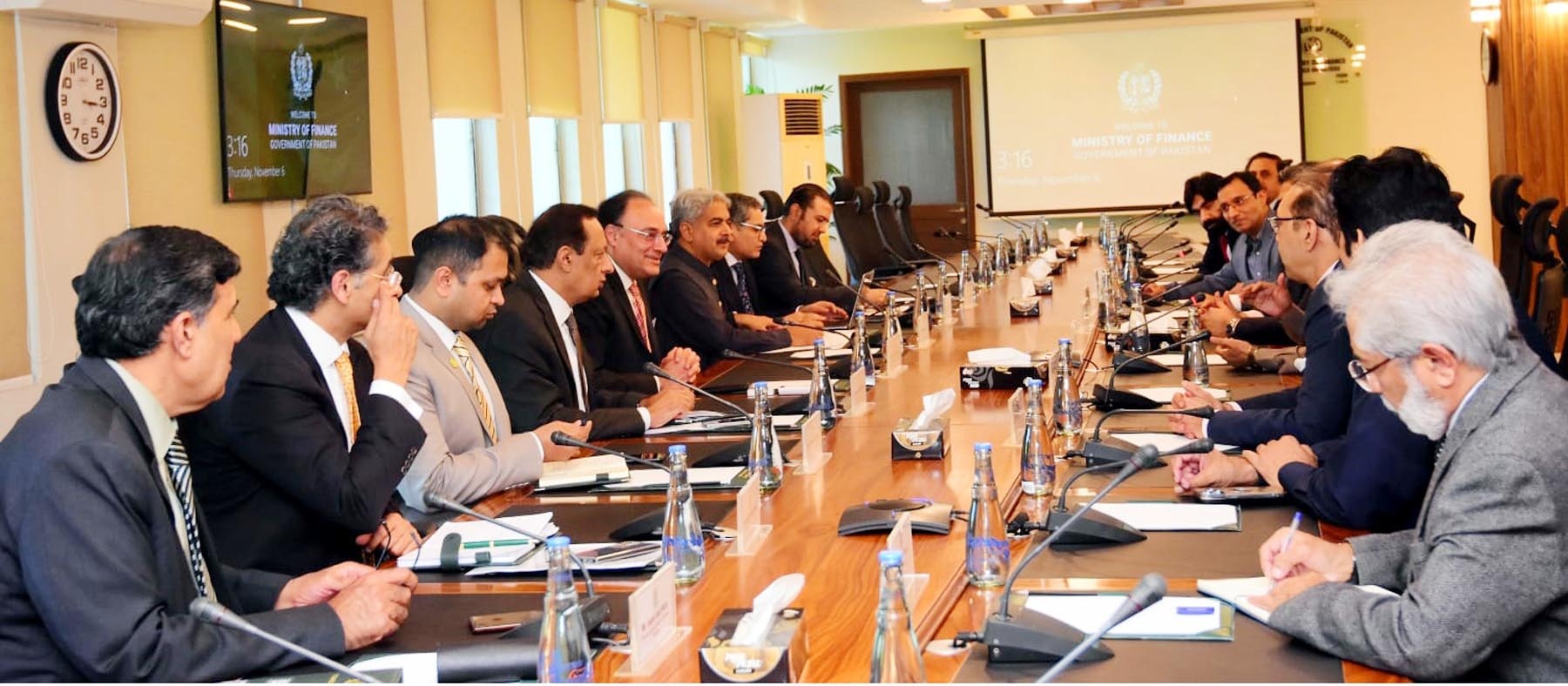 Govt backs PPMA’s expansion plans, discusses roadmap for $3 billion pharma export target by 2028