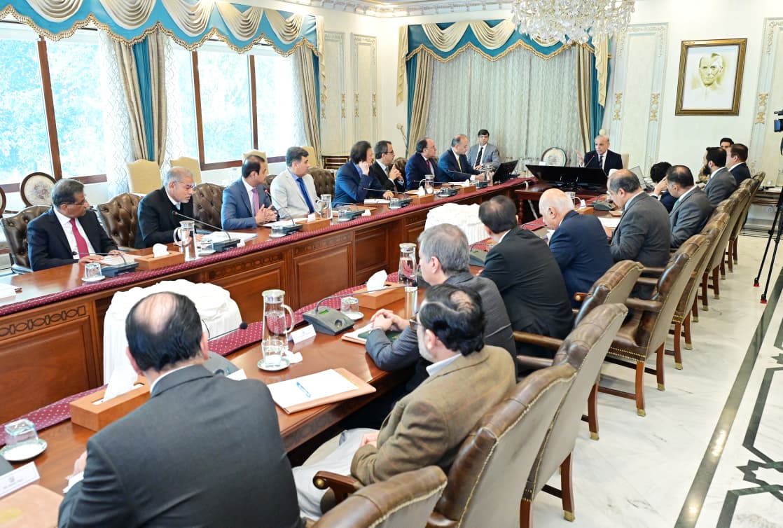 PM Shehbaz orders full implementation of National Tariff Policy to support industrial production