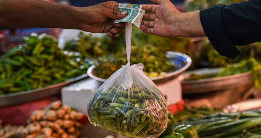 Pakistan inflation rises to 5.8% in January, PBS data shows