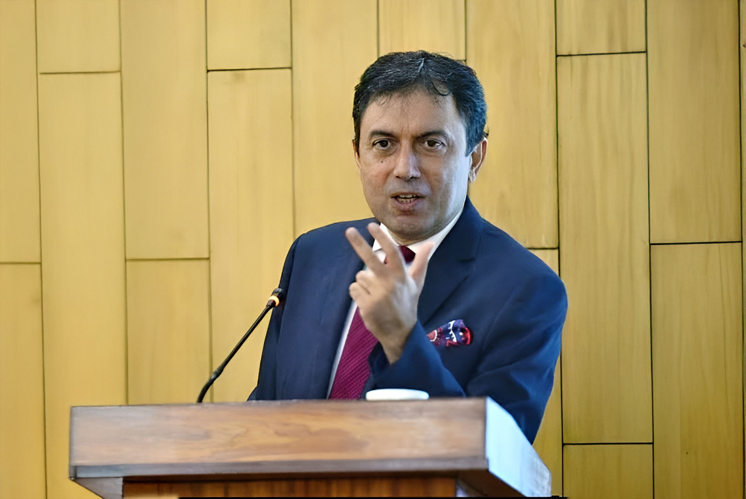 Federal govt appoints Farid Ahmad Tarar as Chairman of CCP
