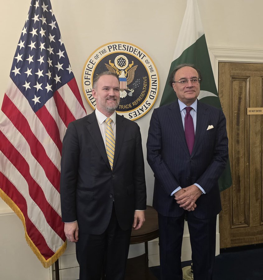 Pakistan, US discuss trade, investment and economic cooperation at IMF meetings