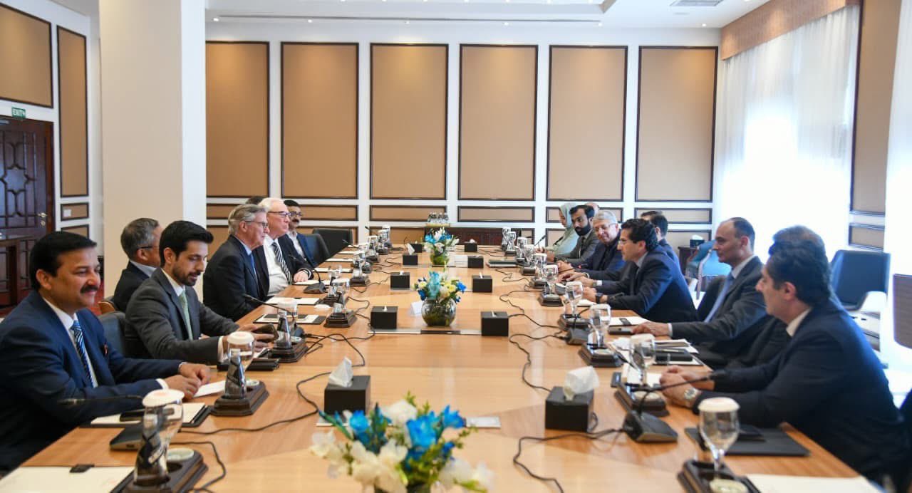 Petroleum minister, Barrick chairman review progress on Reko Diq project